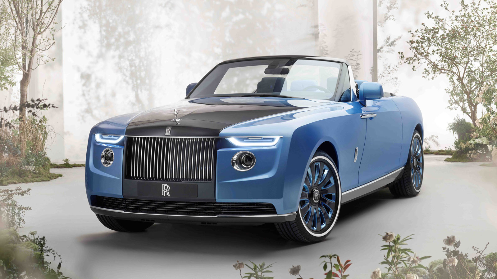 When Your First Impression Is “Wow,” The Rolls Royce ‘Nautical’ Dawn