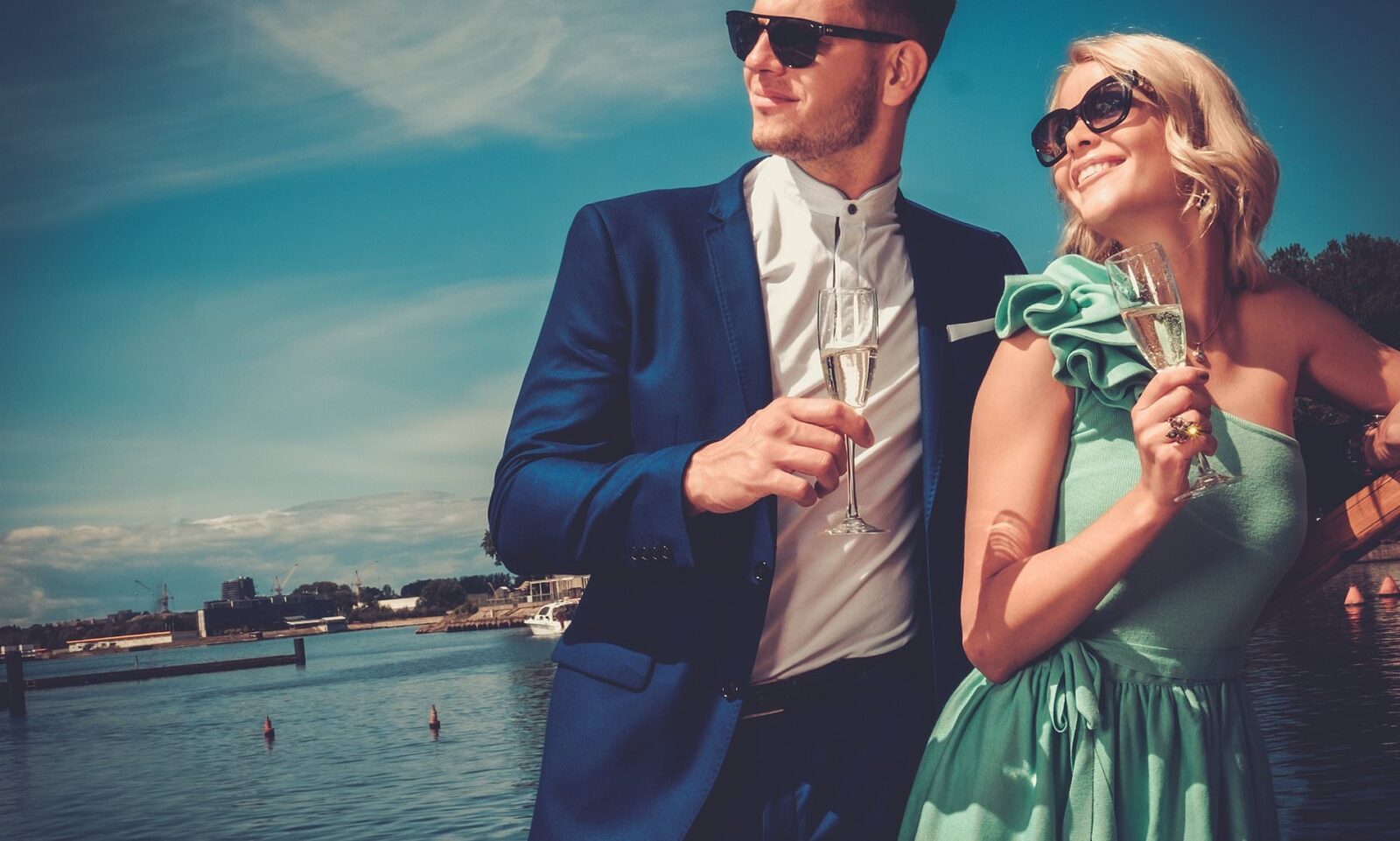 Finding Love Across Coasts: Matchmaking Services in San Francisco and the Best in Los Angeles